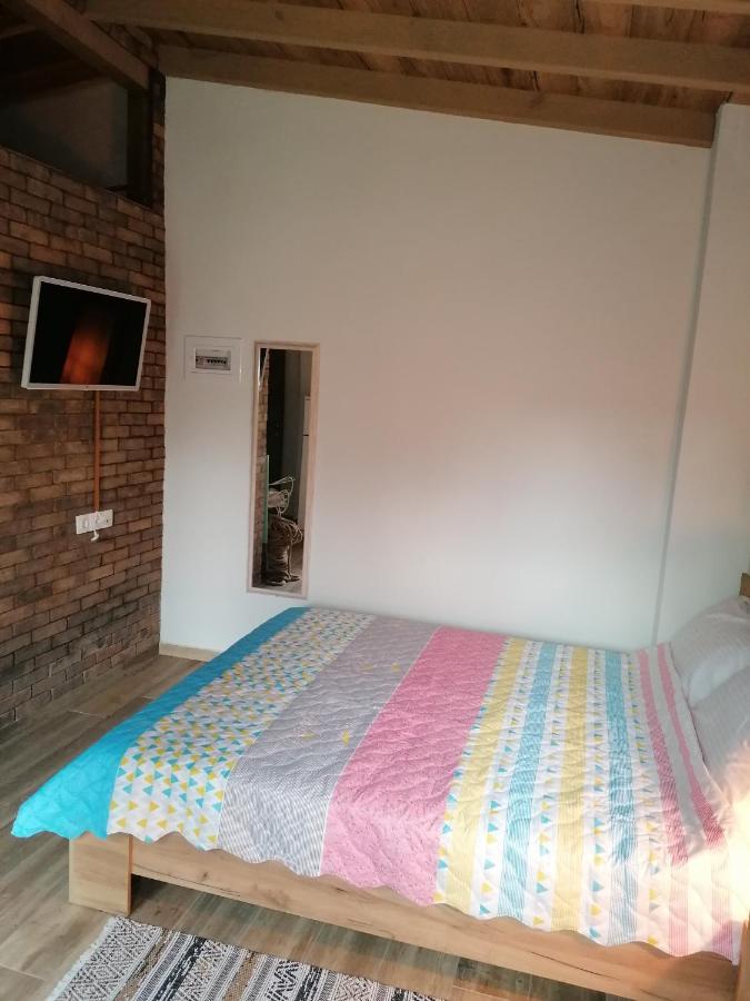 Tiny House By The Sea Villa เนอา สกีโอนี ภายนอก รูปภาพ