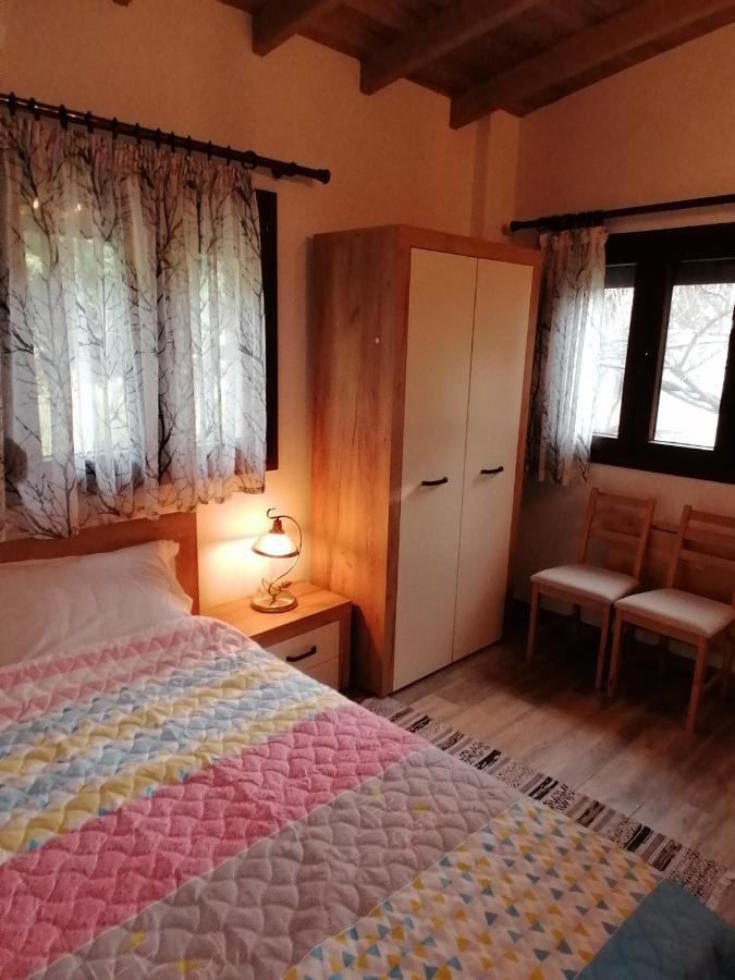 Tiny House By The Sea Villa เนอา สกีโอนี ภายนอก รูปภาพ